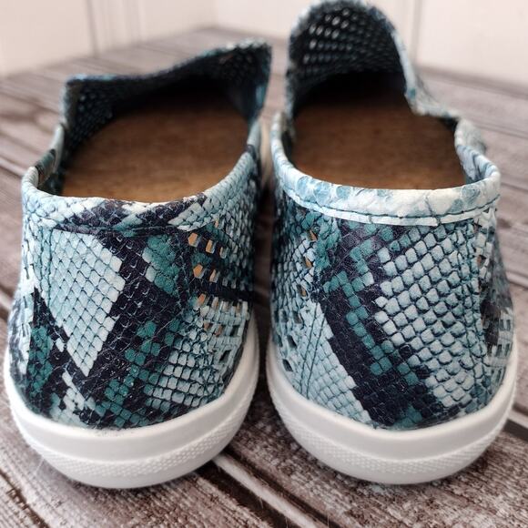 Jibs Slim Teal Python Print Perforated Leather Pointed-Toe Slip-On Shoes Women 9 - Picture 8 of 12